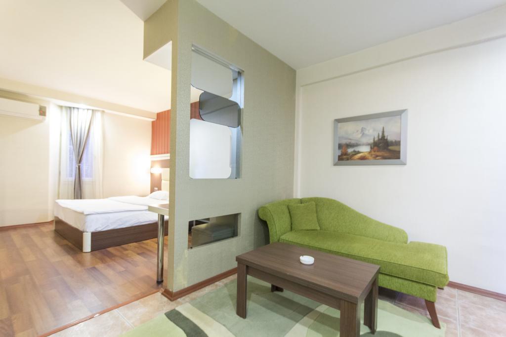 Sari Konak Apart Hotel Adana Pokoj fotografie