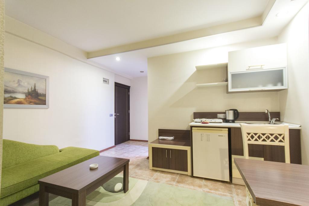 Sari Konak Apart Hotel Adana Pokoj fotografie