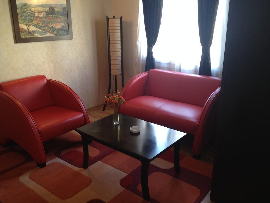 Sari Konak Apart Hotel Adana Pokoj fotografie