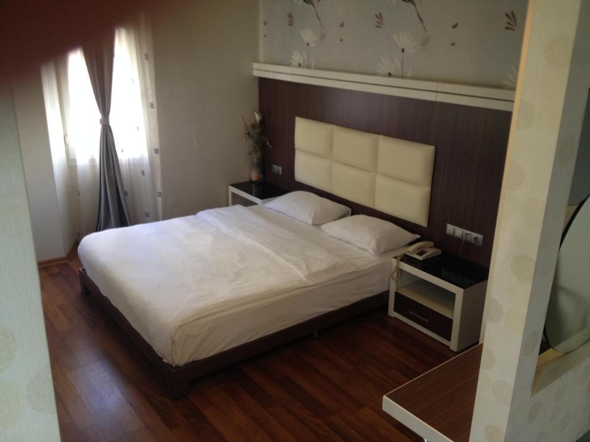 Sari Konak Apart Hotel Adana Pokoj fotografie